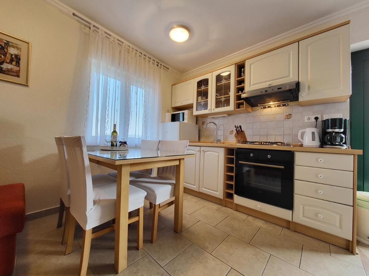 Holiday Home Duje Mali Iž Εξωτερικό φωτογραφία