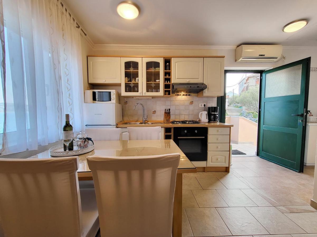 Holiday Home Duje Mali Iž Εξωτερικό φωτογραφία